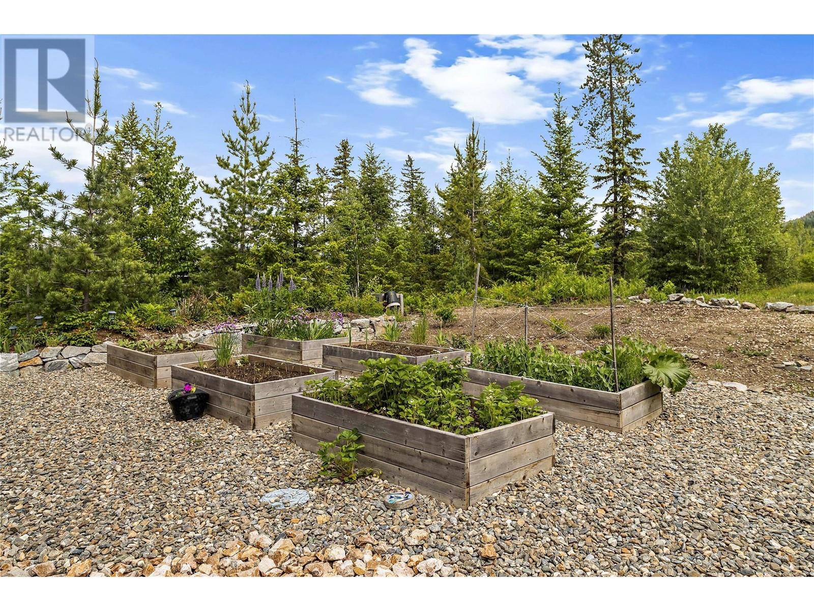 2884 Golf Course Drive, Blind Bay