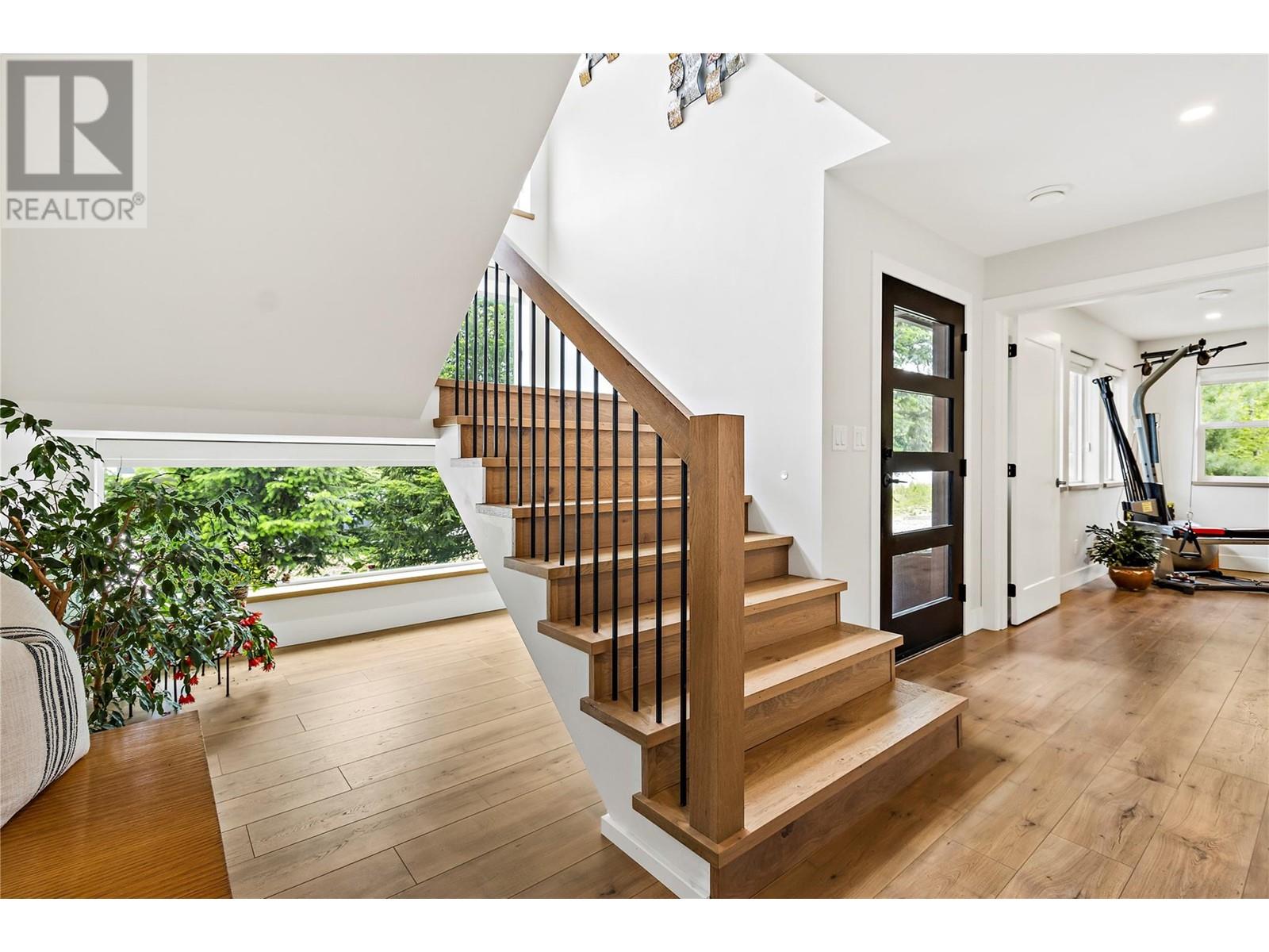 2884 Golf Course Drive, Blind Bay