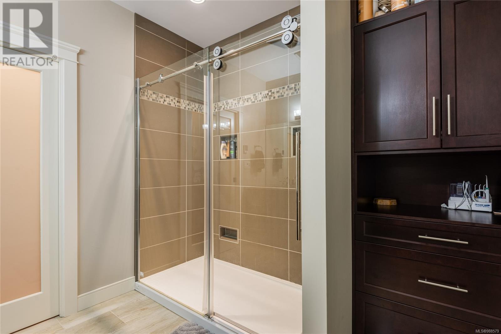 672 Pacific Heights Lane, Campbell River real estate listing 988579