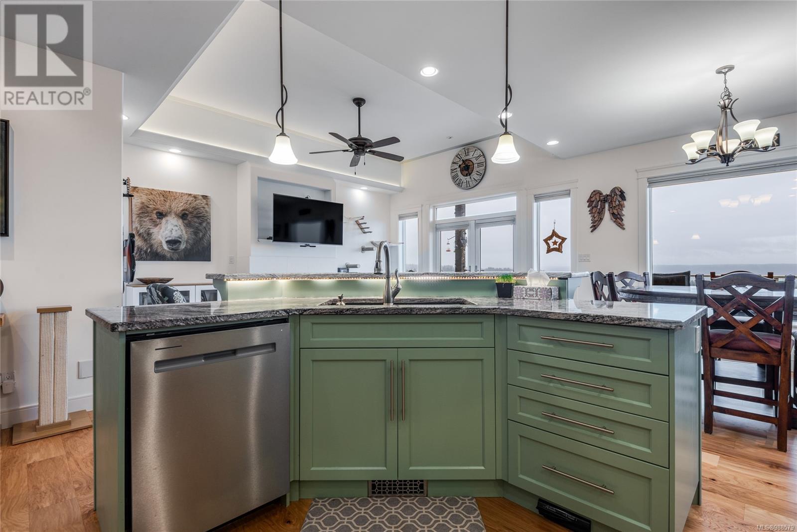 672 Pacific Heights Lane, Campbell River real estate listing 988579