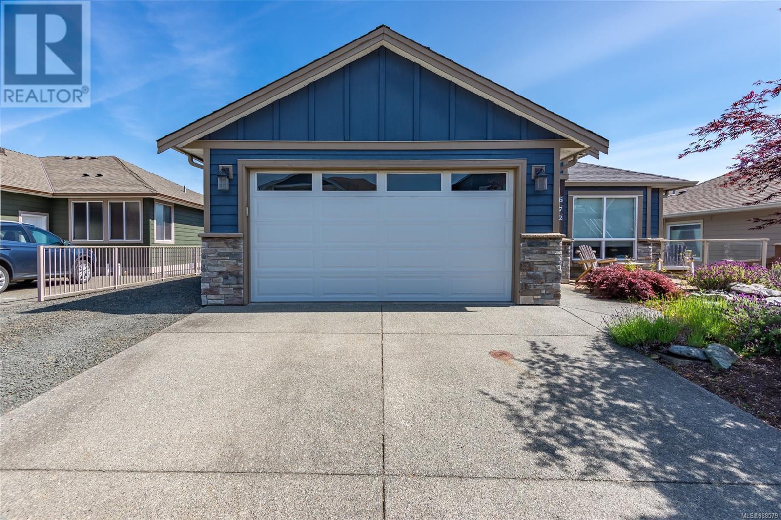 672 Pacific Heights Lane, Campbell River real estate listing 988579