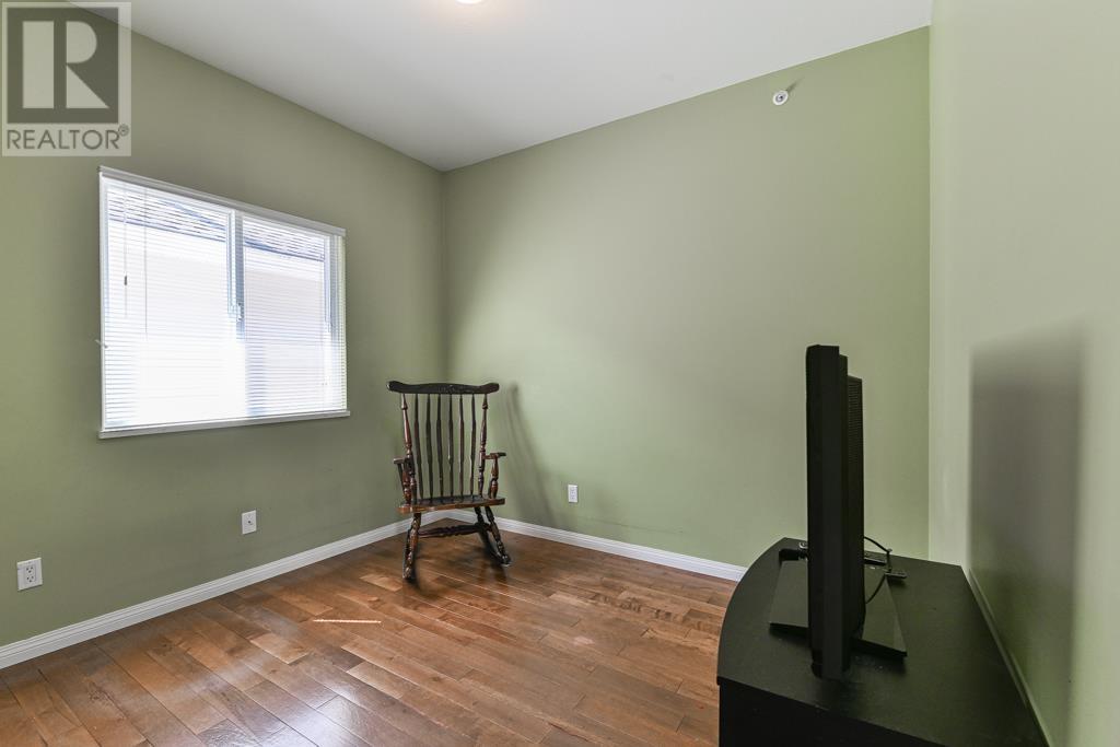 2672 LINCOLN AVENUE, Port Coquitlam