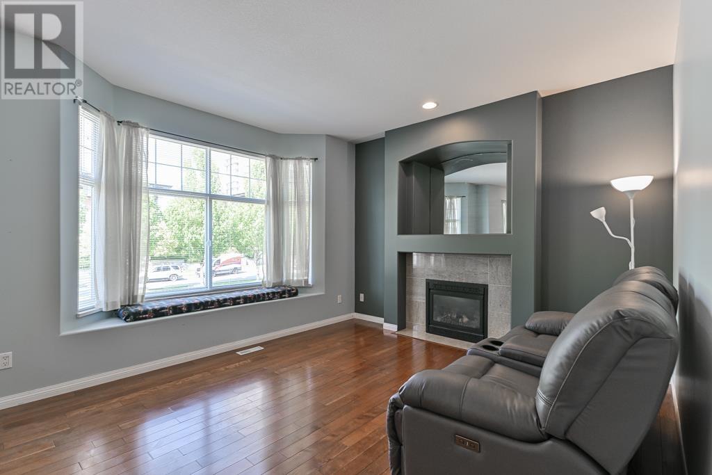 2672 LINCOLN AVENUE, Port Coquitlam
