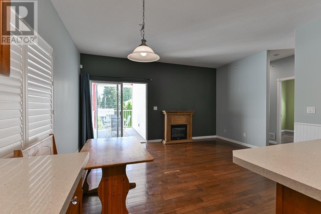 2672 LINCOLN AVENUE, Port Coquitlam