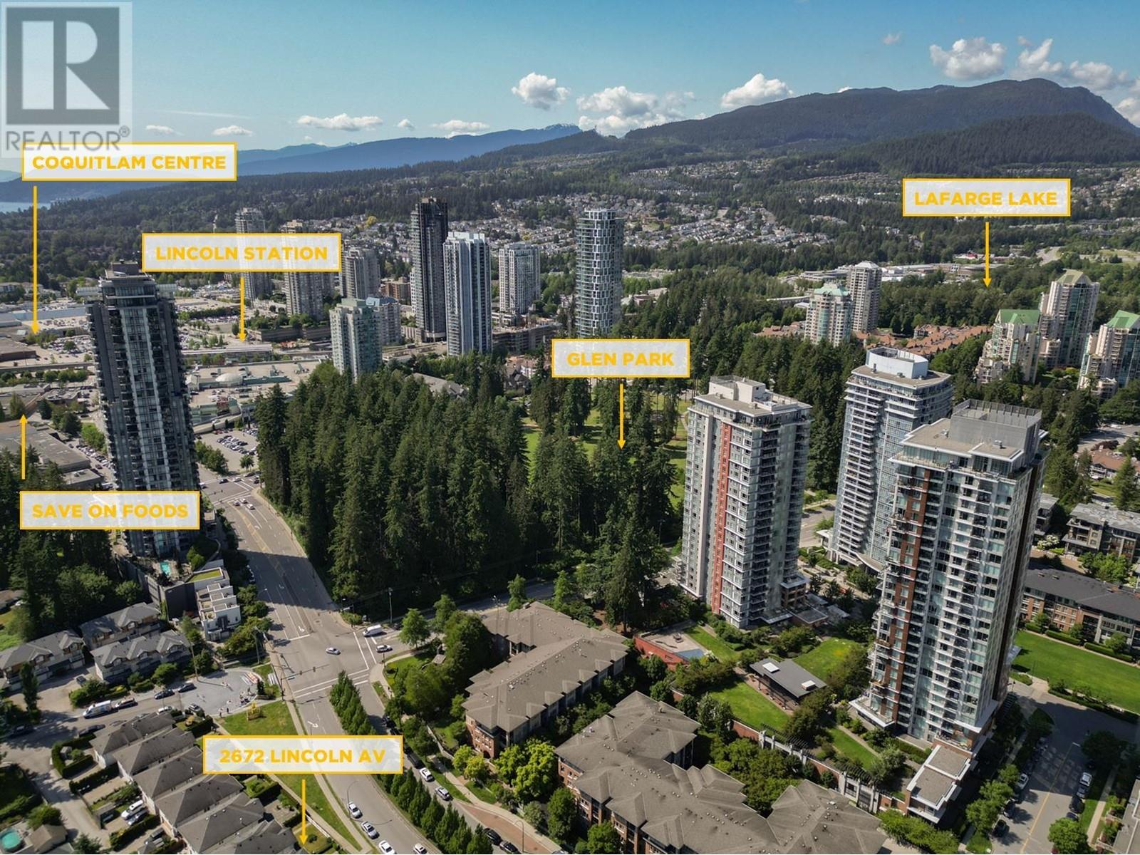 2672 LINCOLN AVENUE, Port Coquitlam