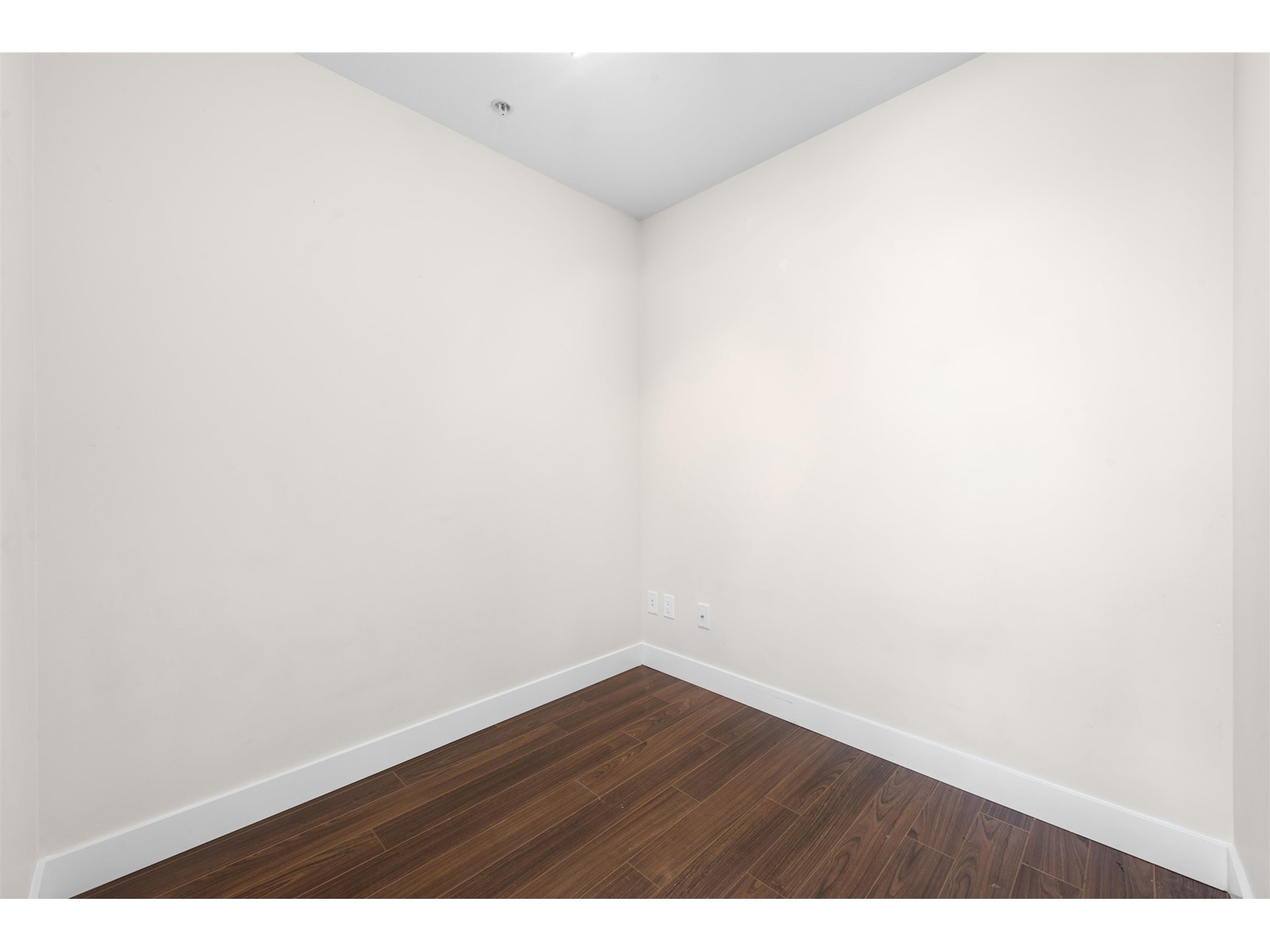 307 15795 CROYDON DRIVE, Surrey real estate listing R3012390