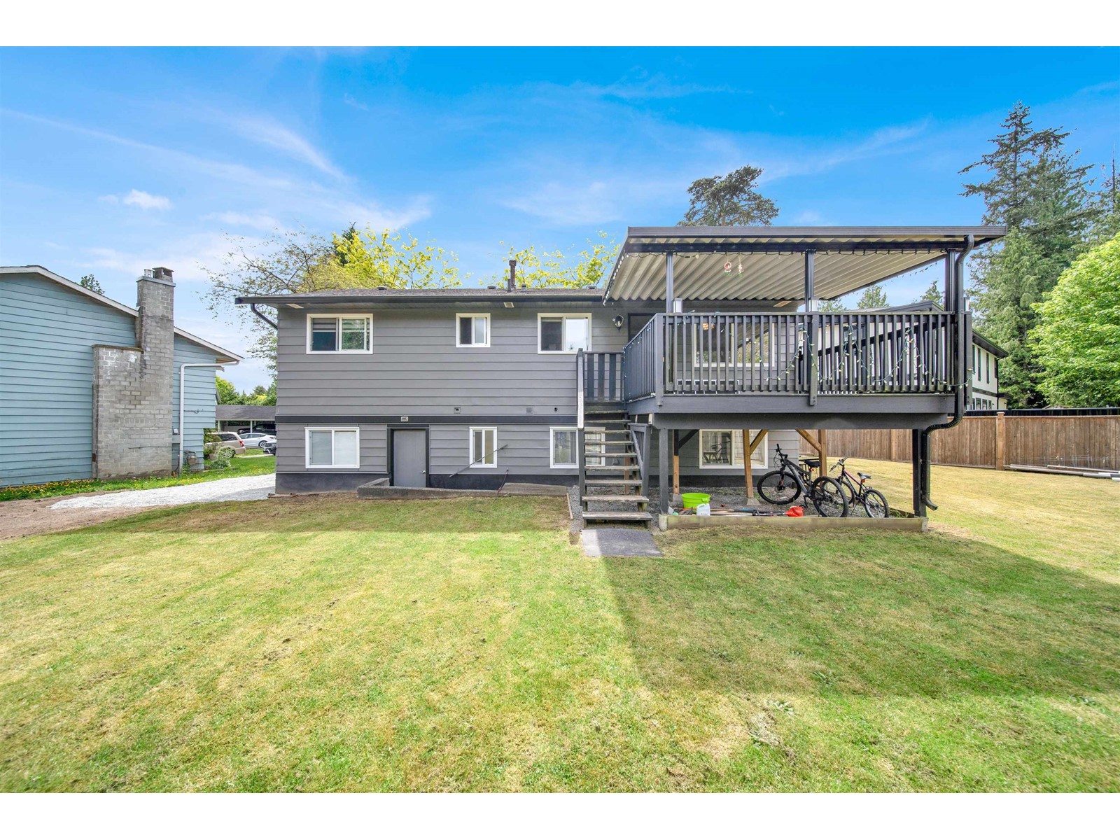 Photo 2 of 9088 146 A Street, Surrey BC