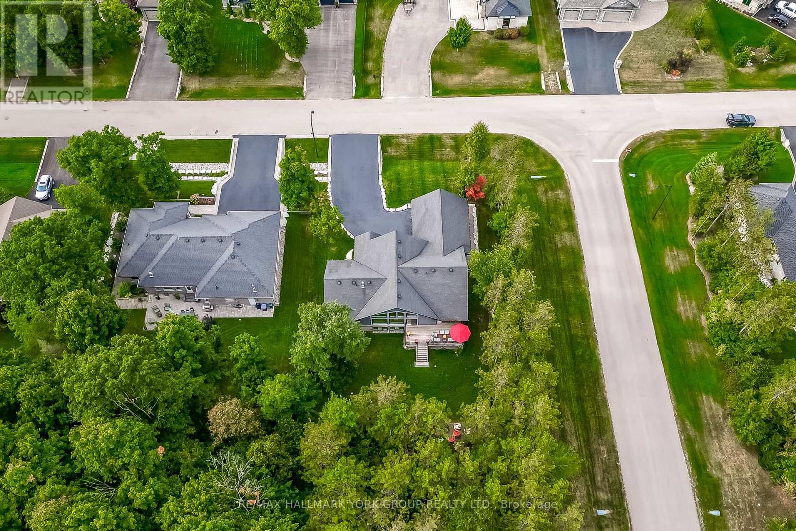 Photo 7 of 118 Mennill Drive, Springwater ON