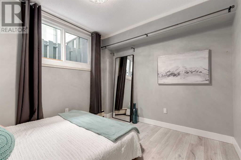Single Family House for Sale in    Avenue SW Sunalta Calgary 