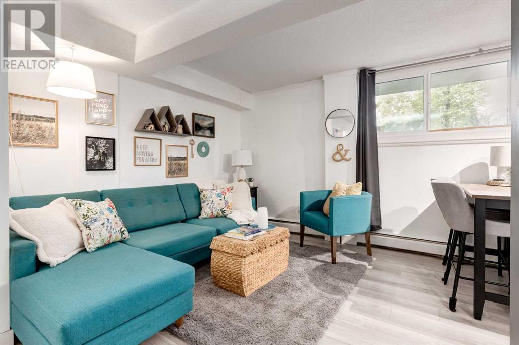 Single Family House for Sale in    Avenue SW Sunalta Calgary 