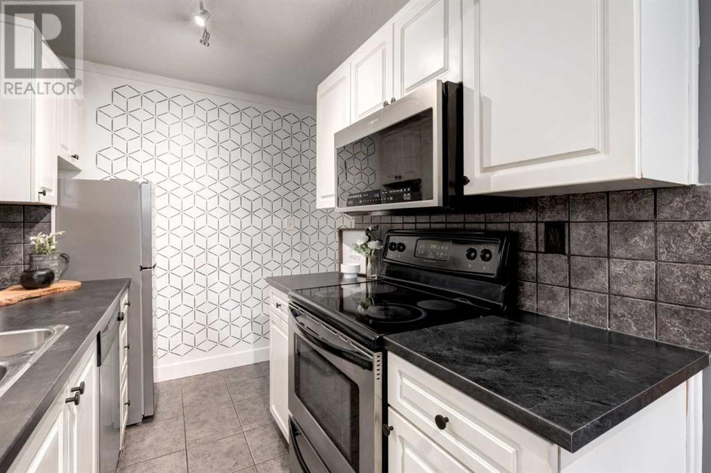 Single Family House for Sale in    Avenue SW Sunalta Calgary 