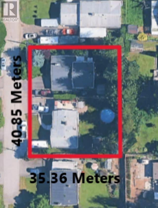 Photo 3 of 12304 Fulton Street, Maple Ridge BC