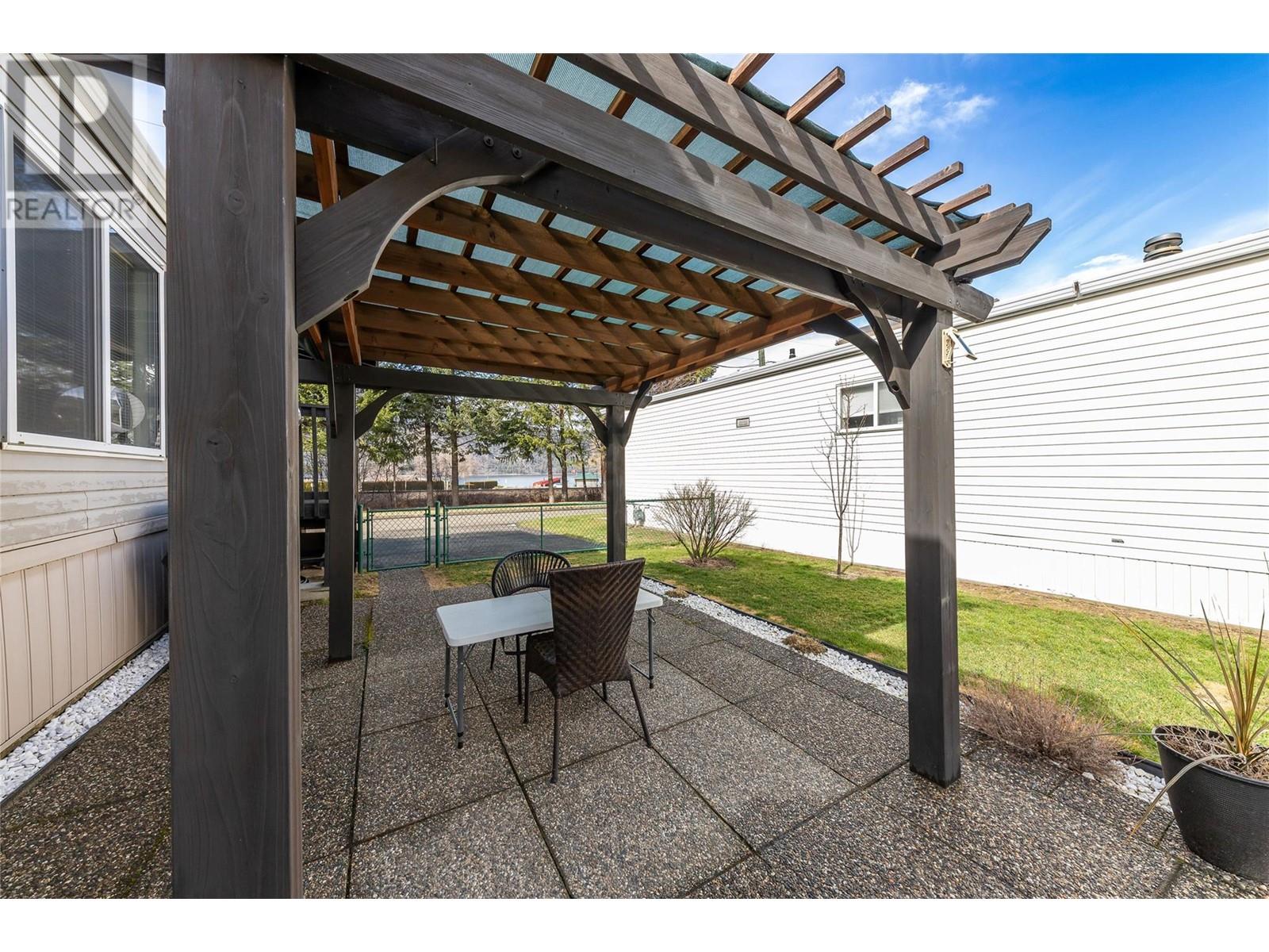 Photo 52 of 1250 Hillside Avenue Unit 16, Chase BC