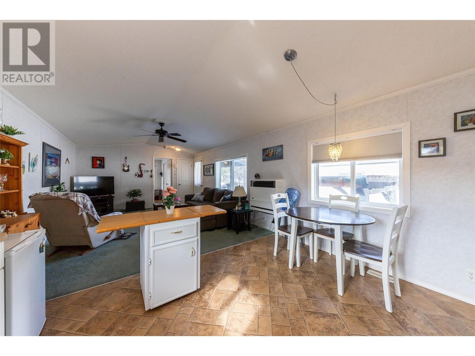 Photo 47 of 1250 Hillside Avenue Unit 16, Chase BC