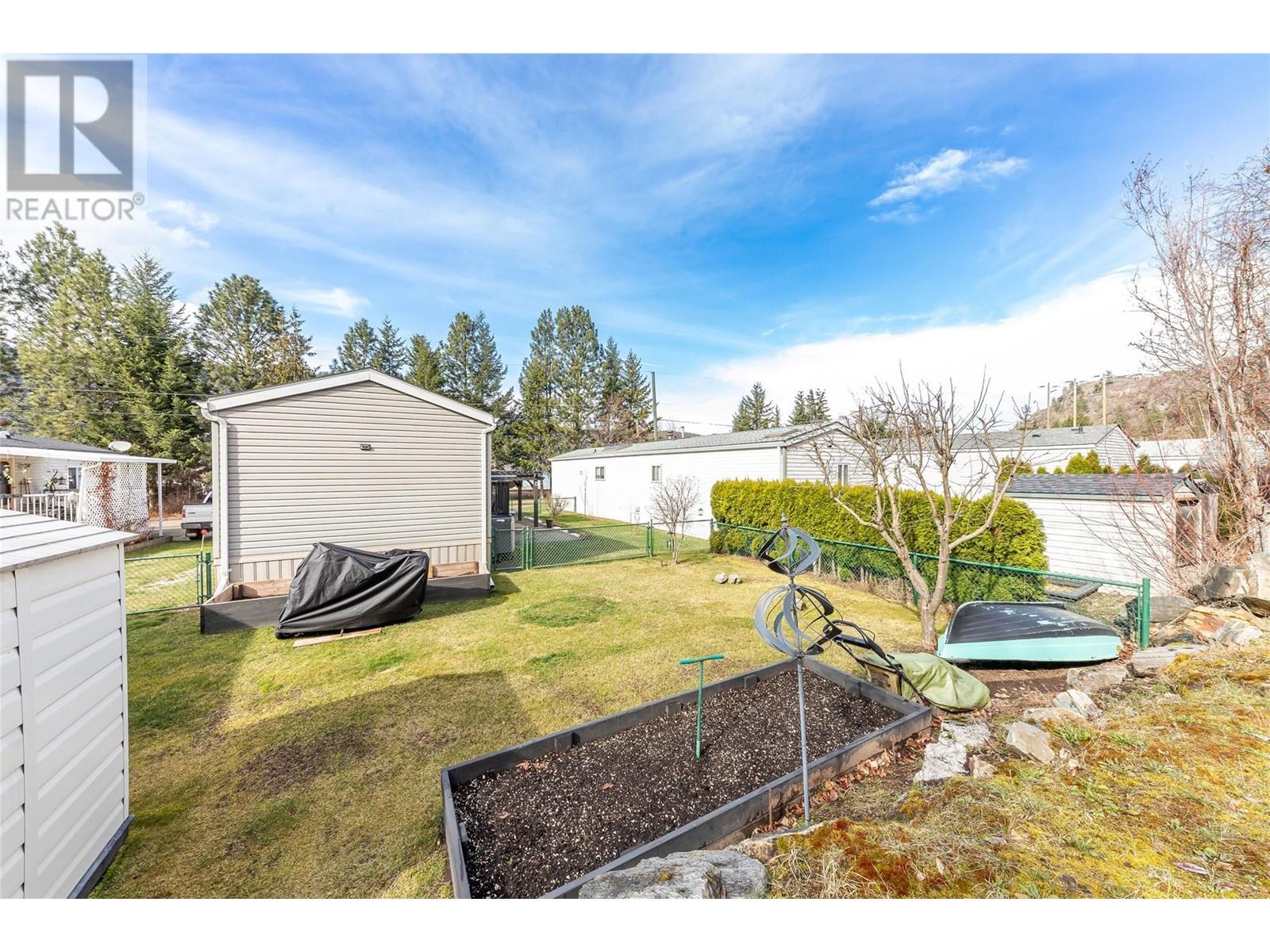 Photo 63 of 1250 Hillside Avenue Unit 16, Chase BC