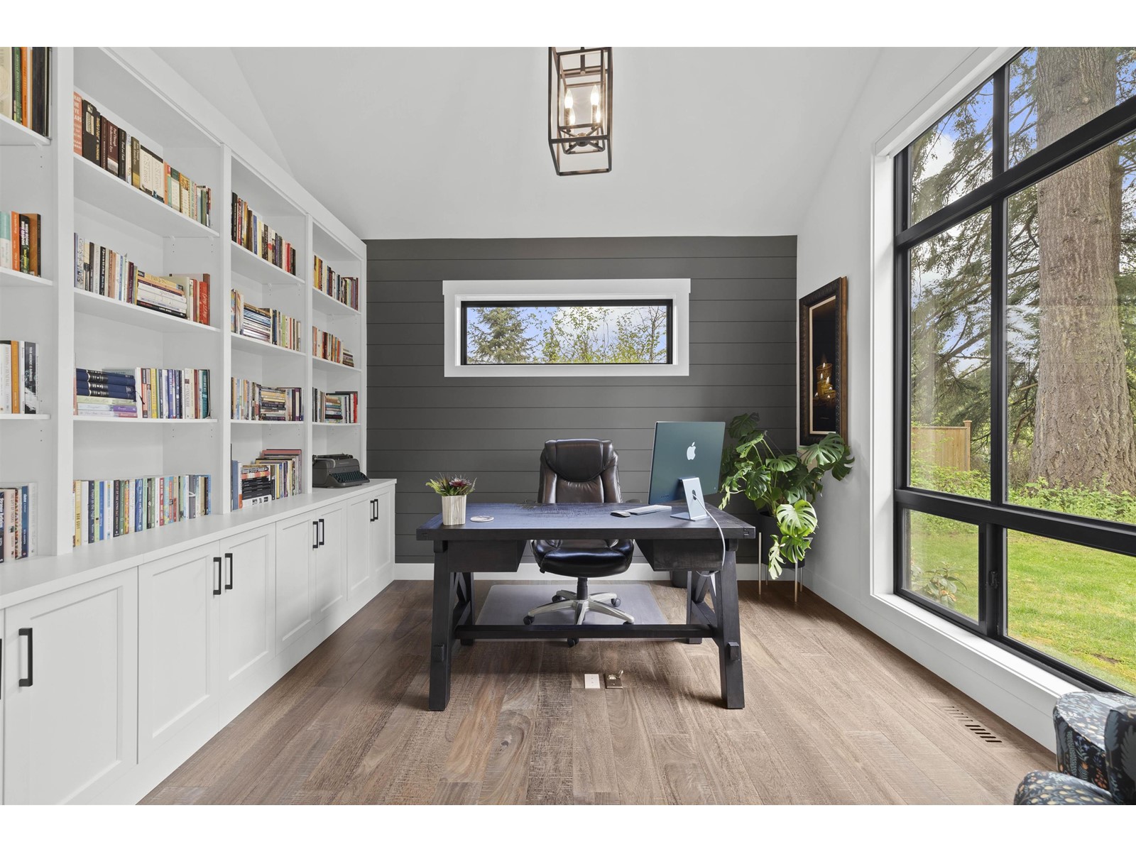 Photo 5 of 9269 Greer Street, Langley BC