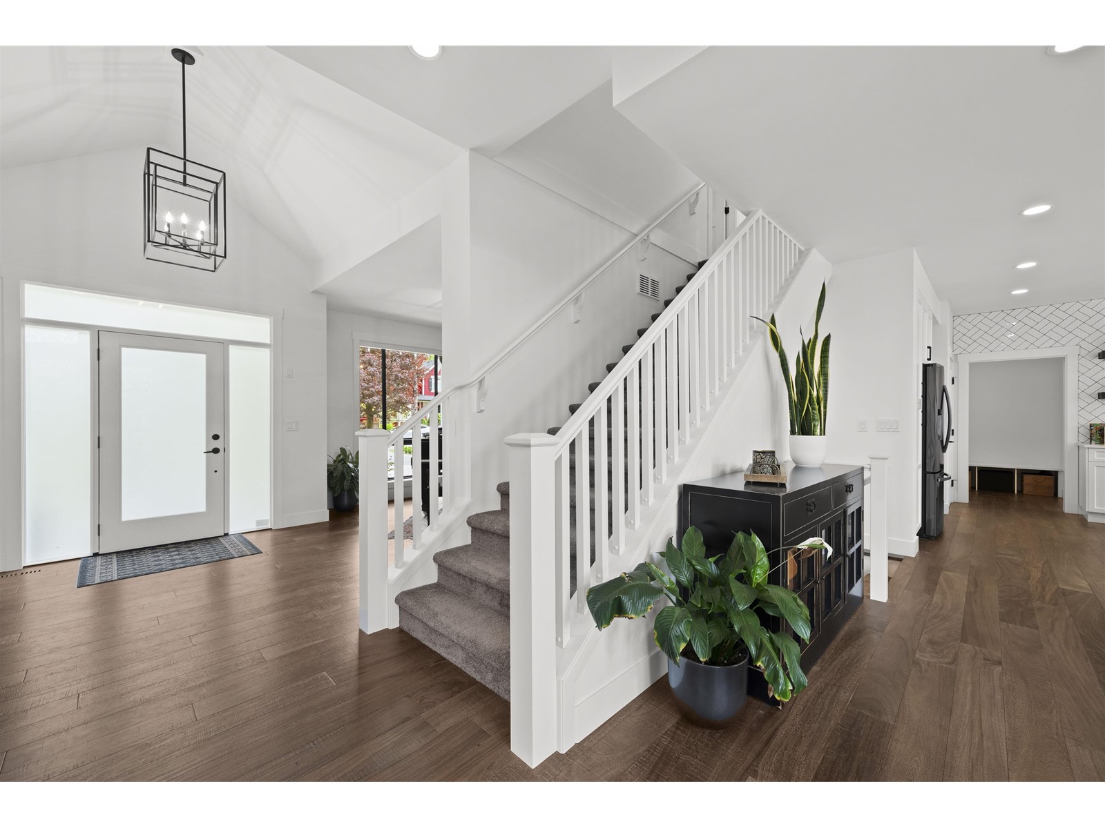 Photo 4 of 9269 Greer Street, Langley BC
