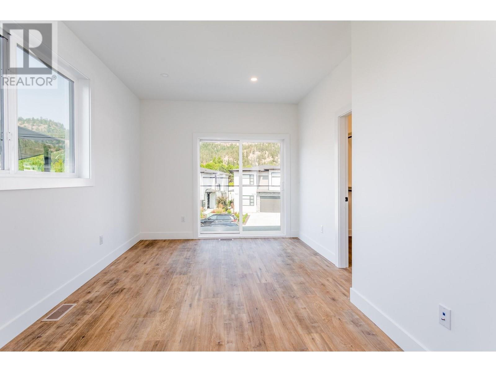 1946 Hemmerling Court, Kelowna