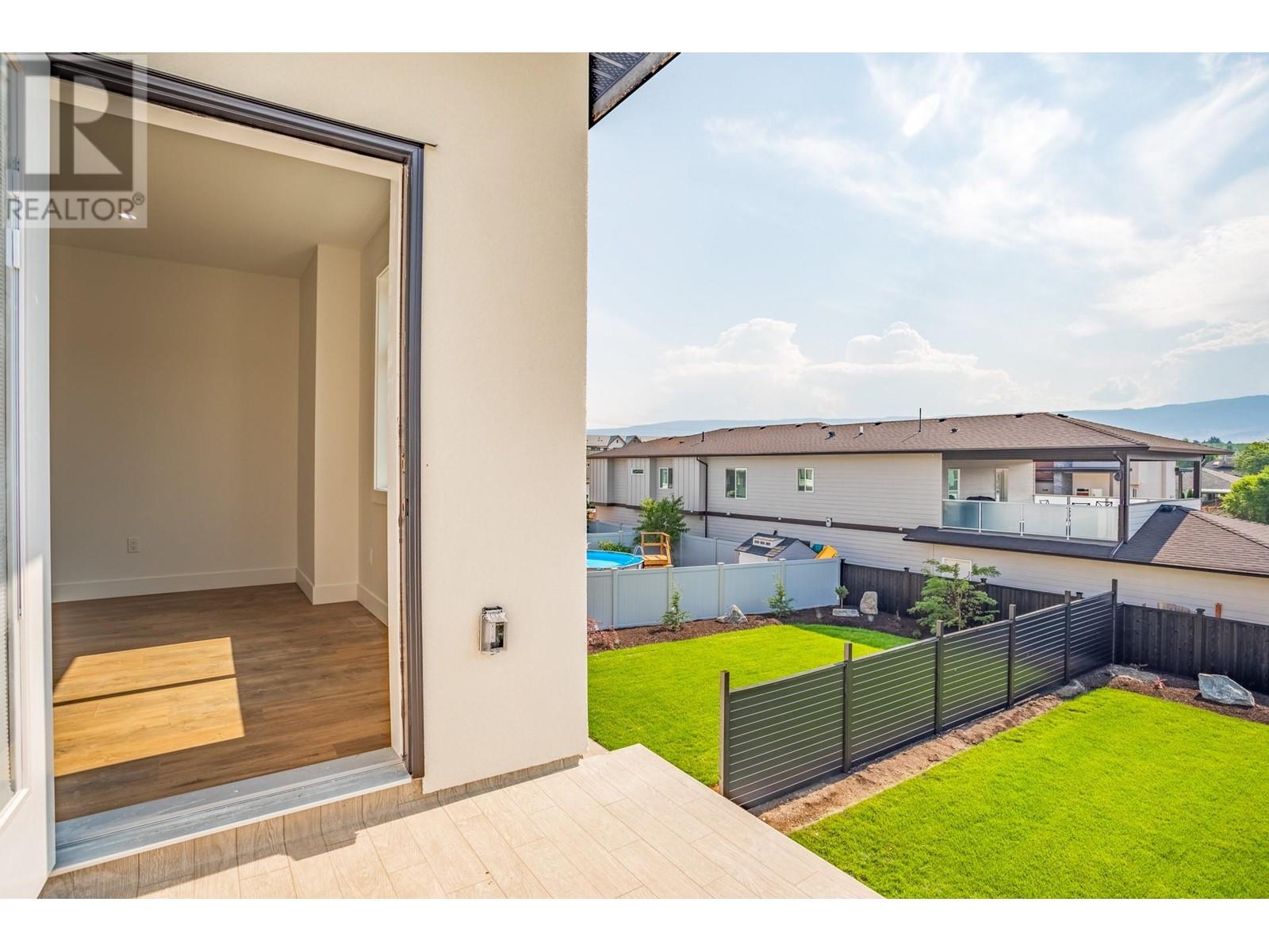 1946 Hemmerling Court, Kelowna