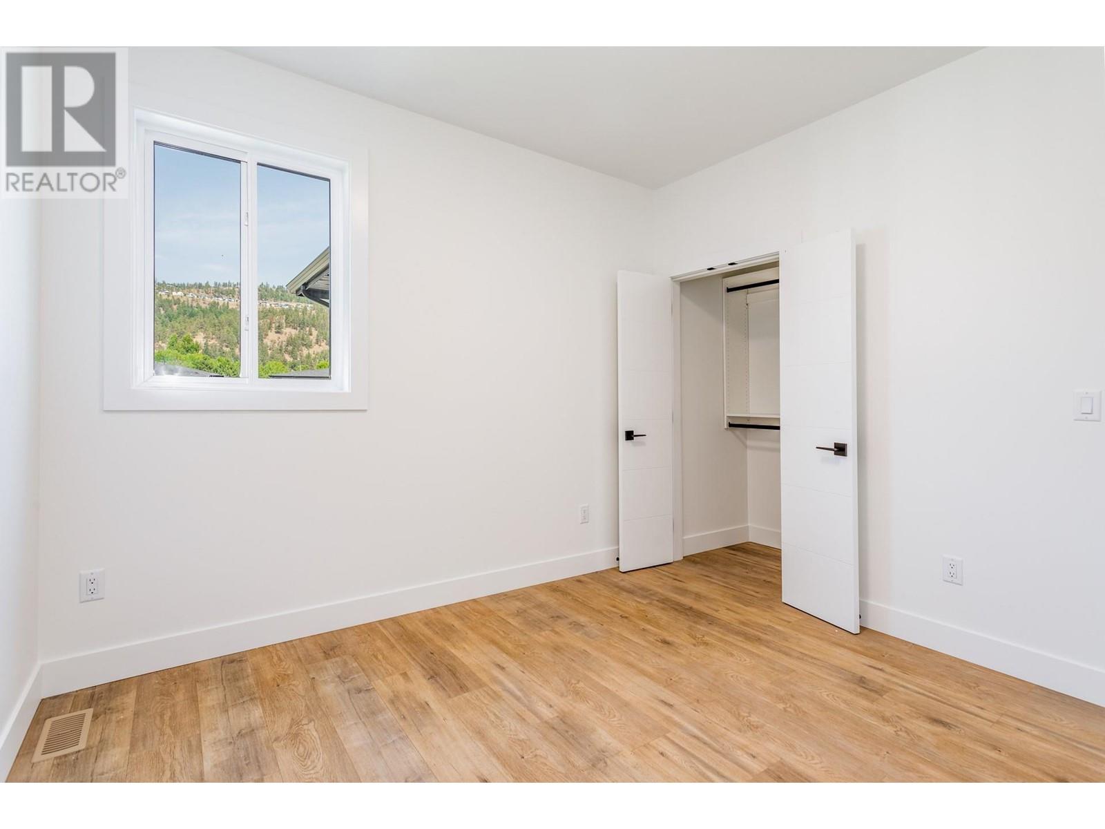 1946 Hemmerling Court, Kelowna