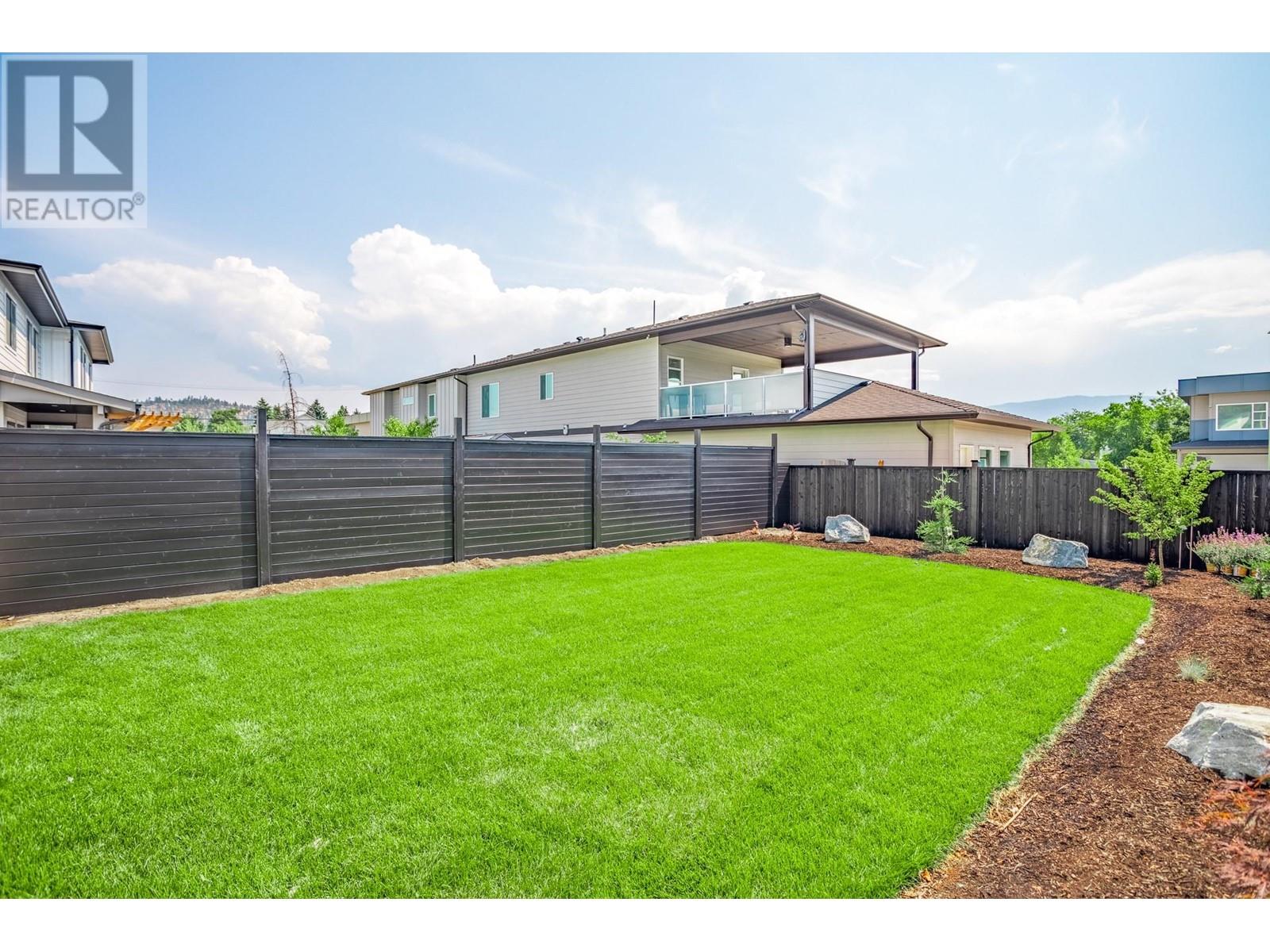 1946 Hemmerling Court, Kelowna