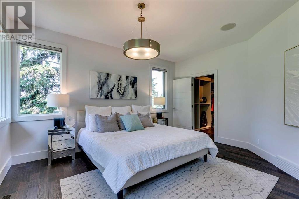 Single Family House for Sale in  Premier Way SW Upper Mount Royal Calgary 