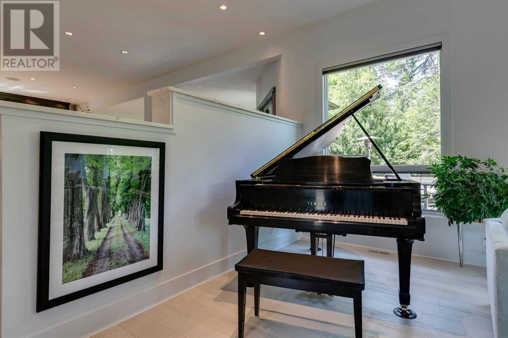 Single Family House for Sale in  Premier Way SW Upper Mount Royal Calgary 