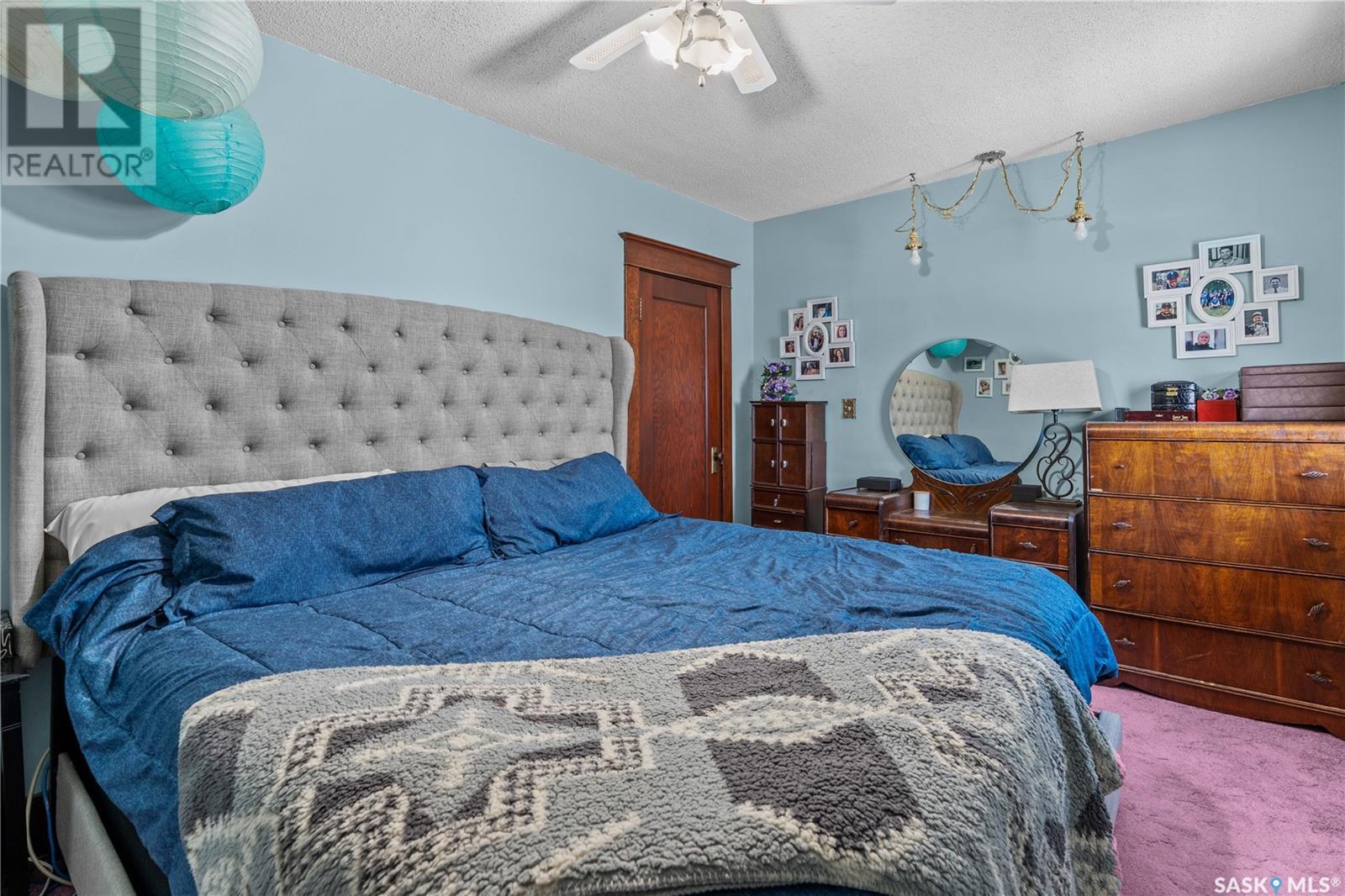 Photo 23 of 205 5th Avenue E, Gravelbourg SK