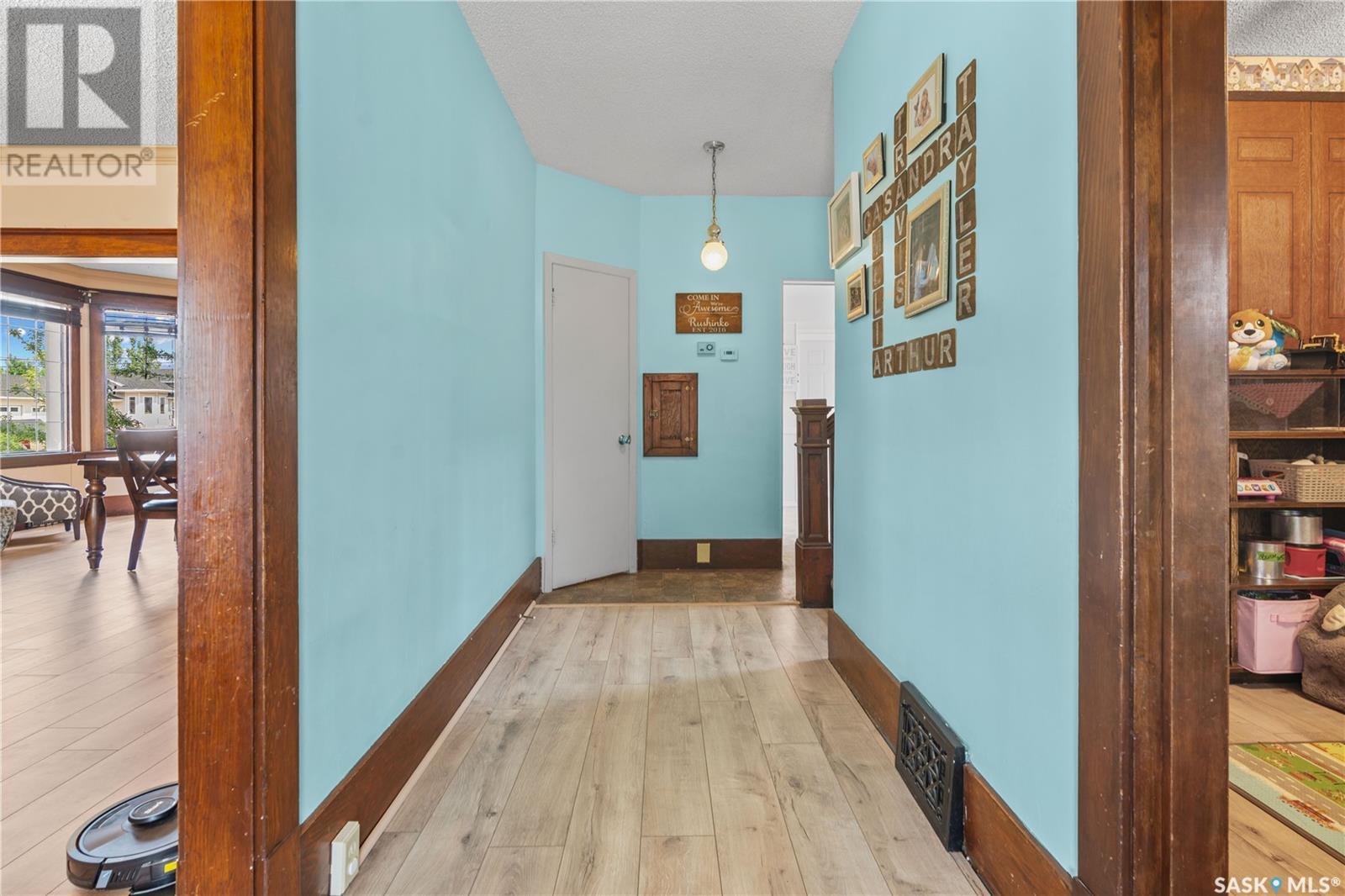 Photo 19 of 205 5th Avenue E, Gravelbourg SK