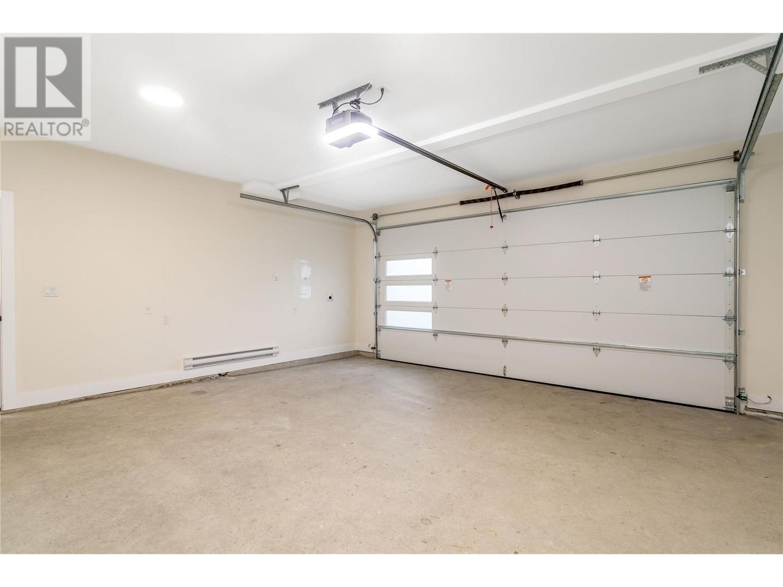 23 19950 McCarthy Road, Lake Country