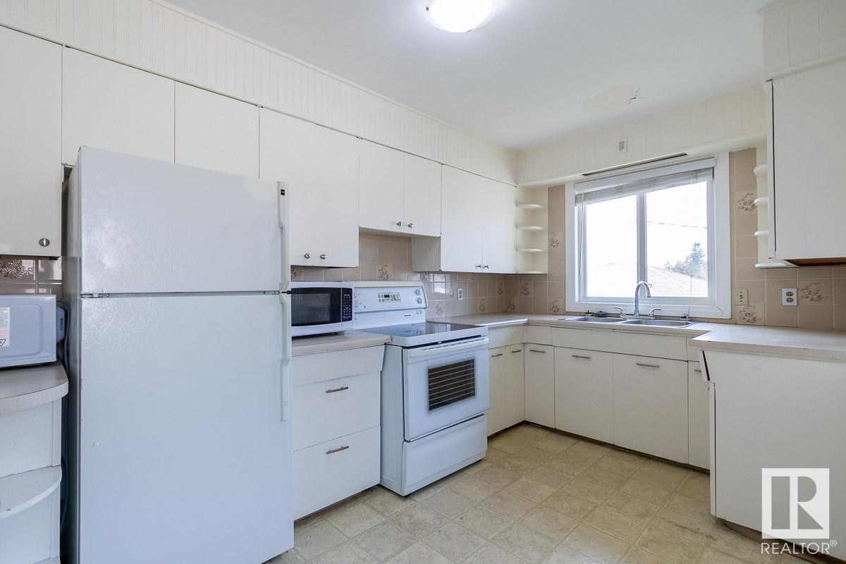 Single Family House Bungalow for Sale in  and   AV NW Edmonton 