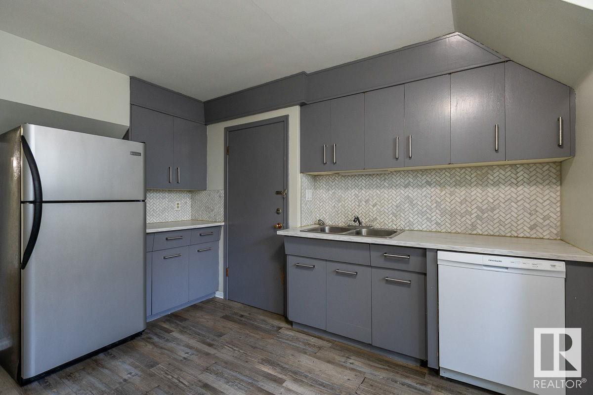 Single Family House Bungalow for Sale in  and   AV NW Edmonton 