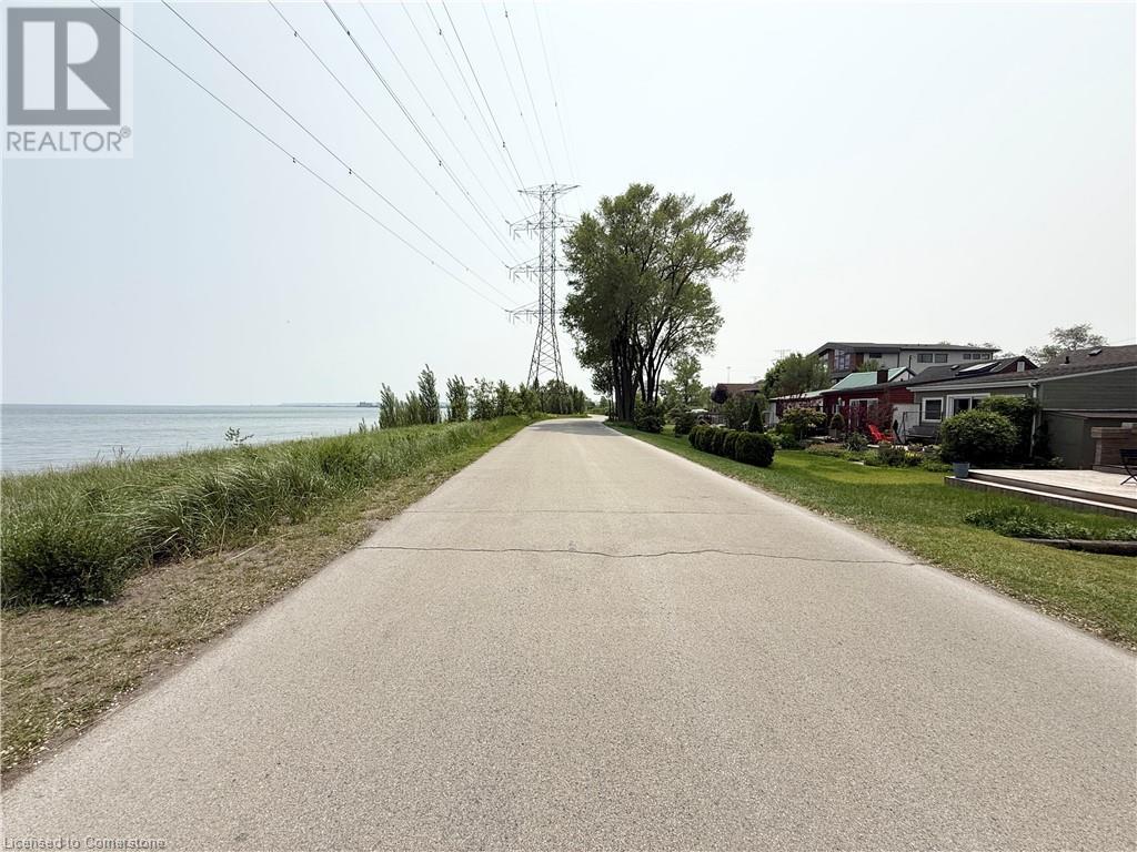 Photo 31 of 115 Beach Boulevard, Hamilton ON