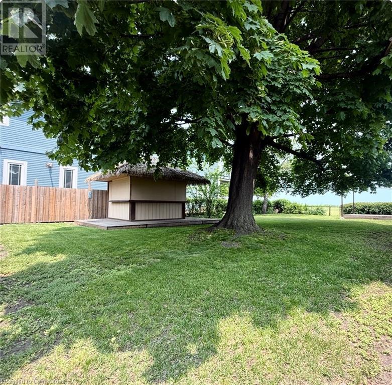 Photo 10 of 115 Beach Boulevard, Hamilton ON