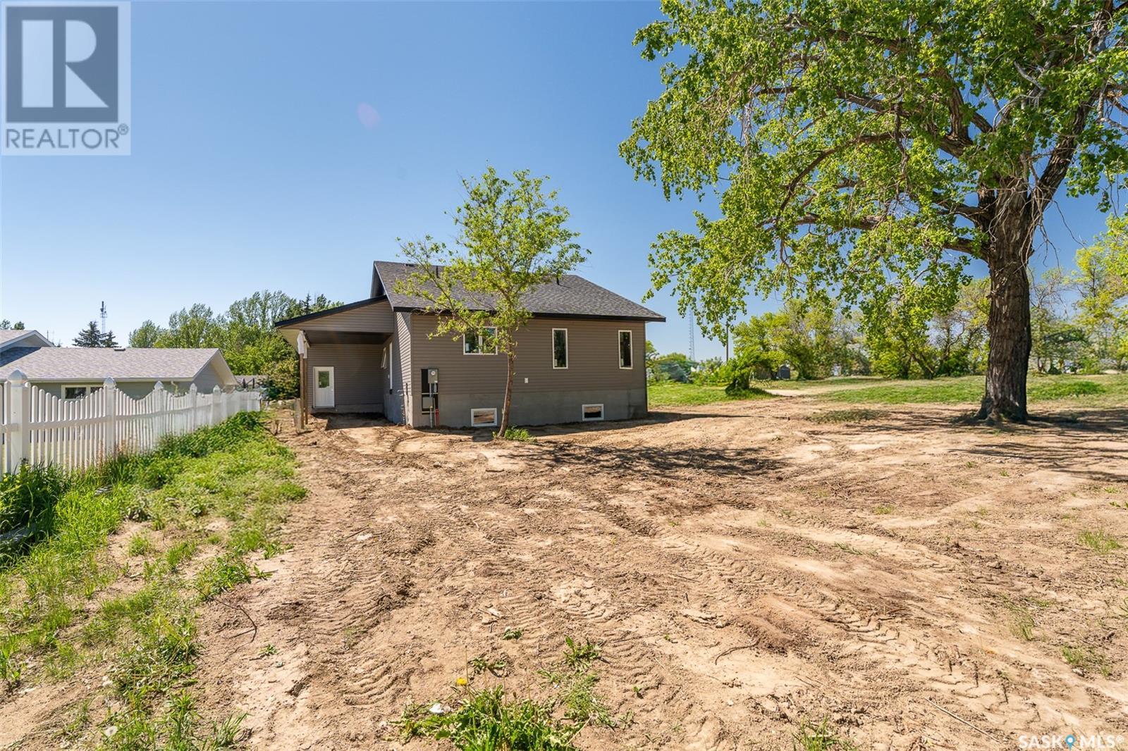 Photo 15 of 118 Kamas Street, Mortlach SK