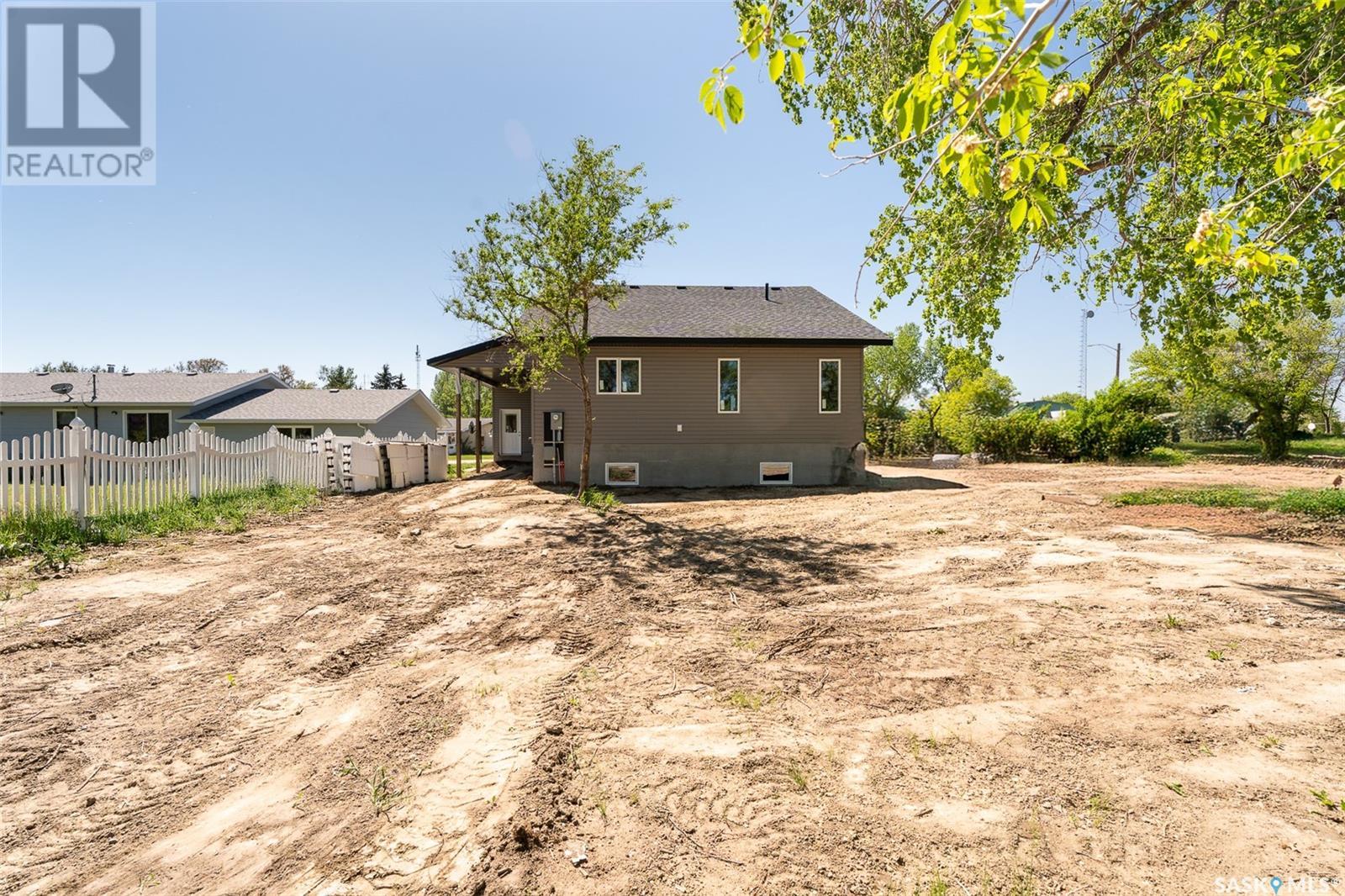 Photo 18 of 118 Kamas Street, Mortlach SK
