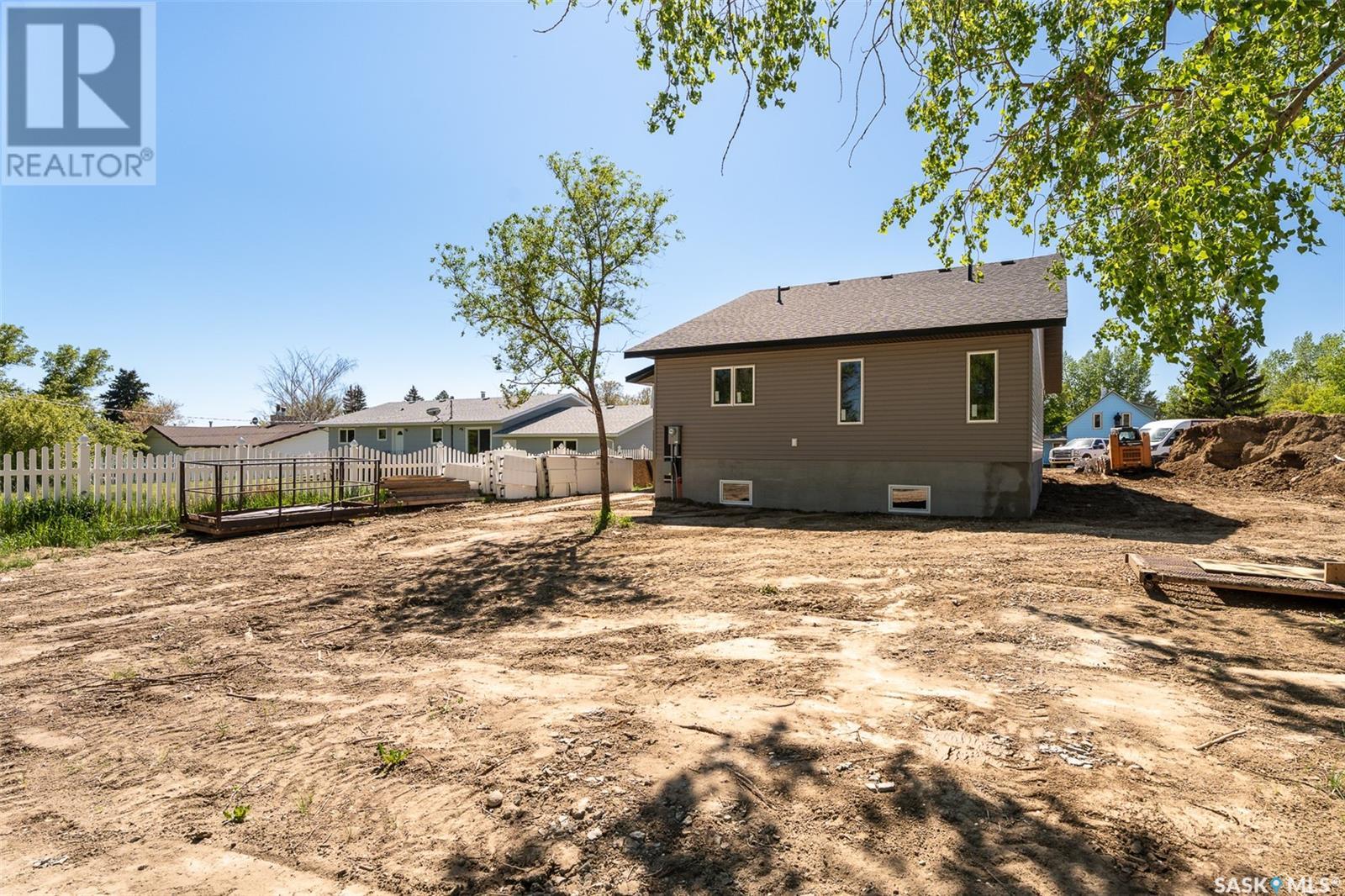 Photo 21 of 118 Kamas Street, Mortlach SK