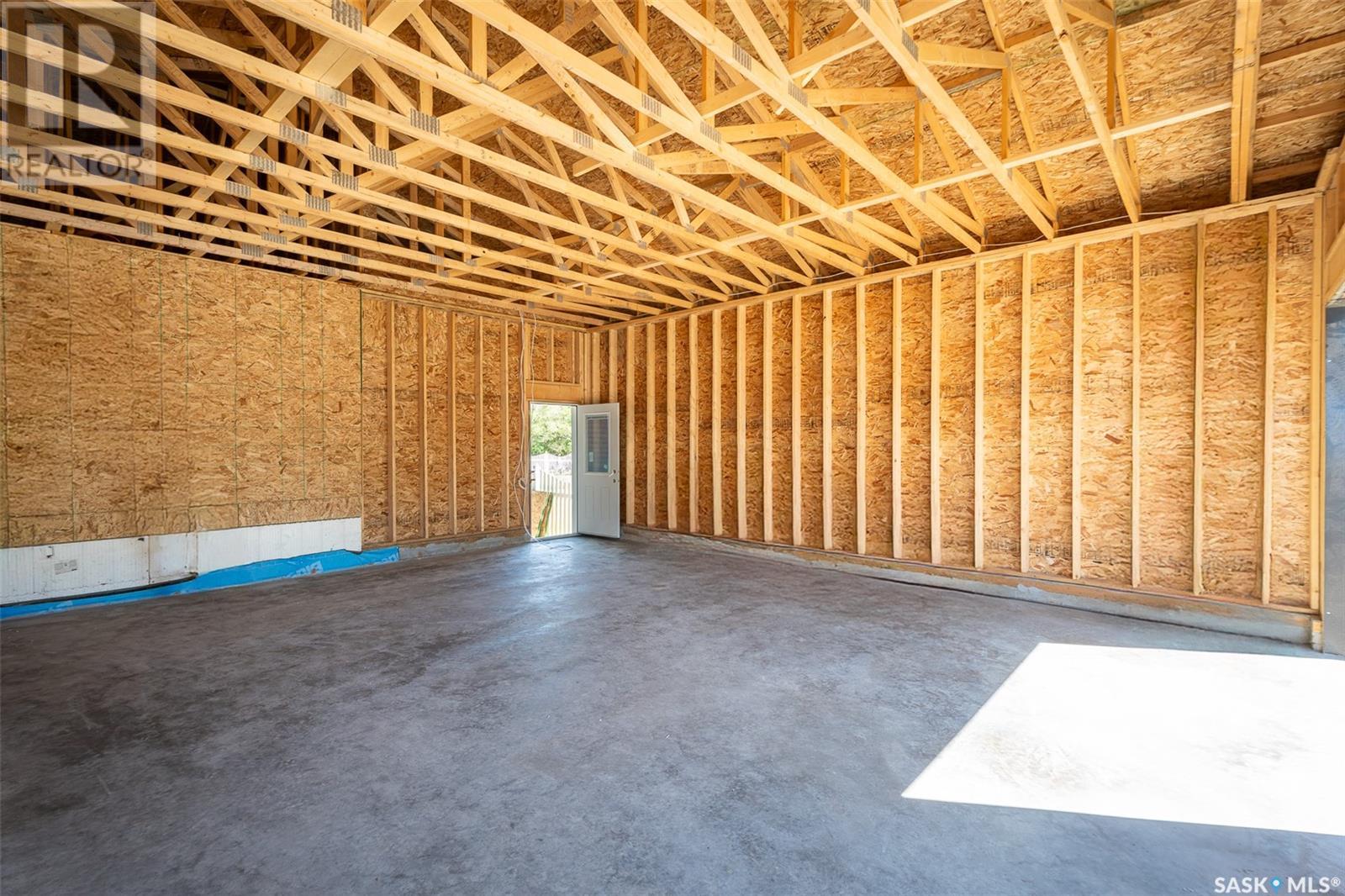 Photo 8 of 118 Kamas Street, Mortlach SK