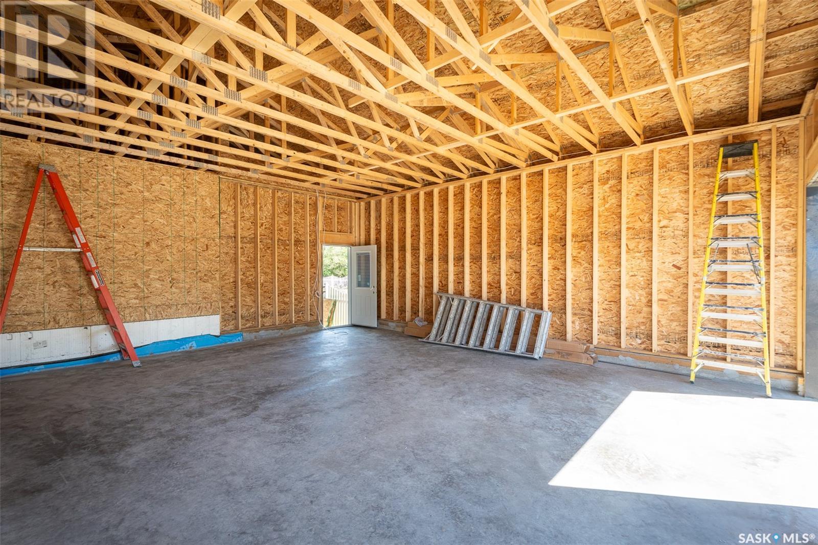 Photo 9 of 118 Kamas Street, Mortlach SK