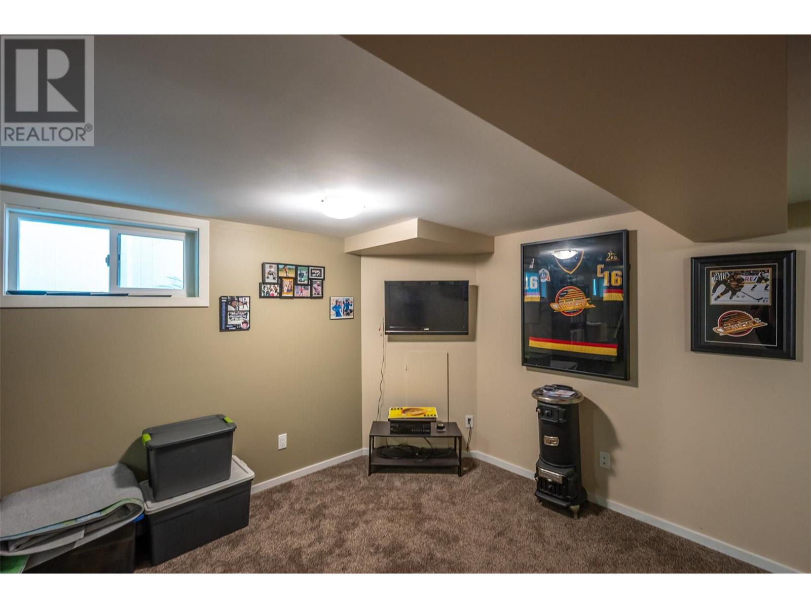 480 Orchard Avenue, Penticton