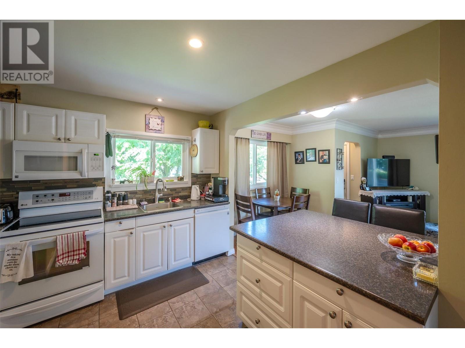480 Orchard Avenue, Penticton