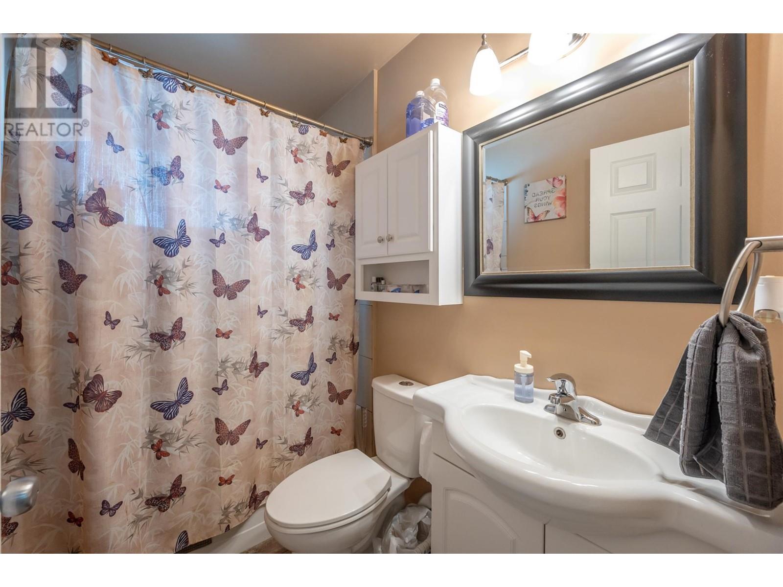 480 Orchard Avenue, Penticton
