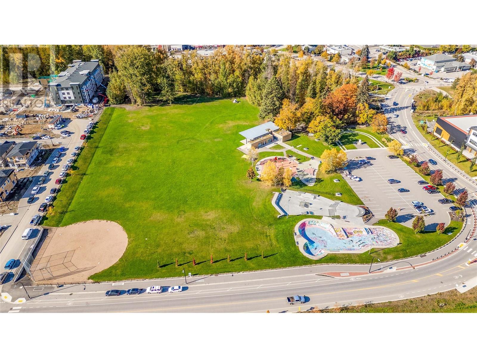24 19950 McCarthy Road, Lake Country