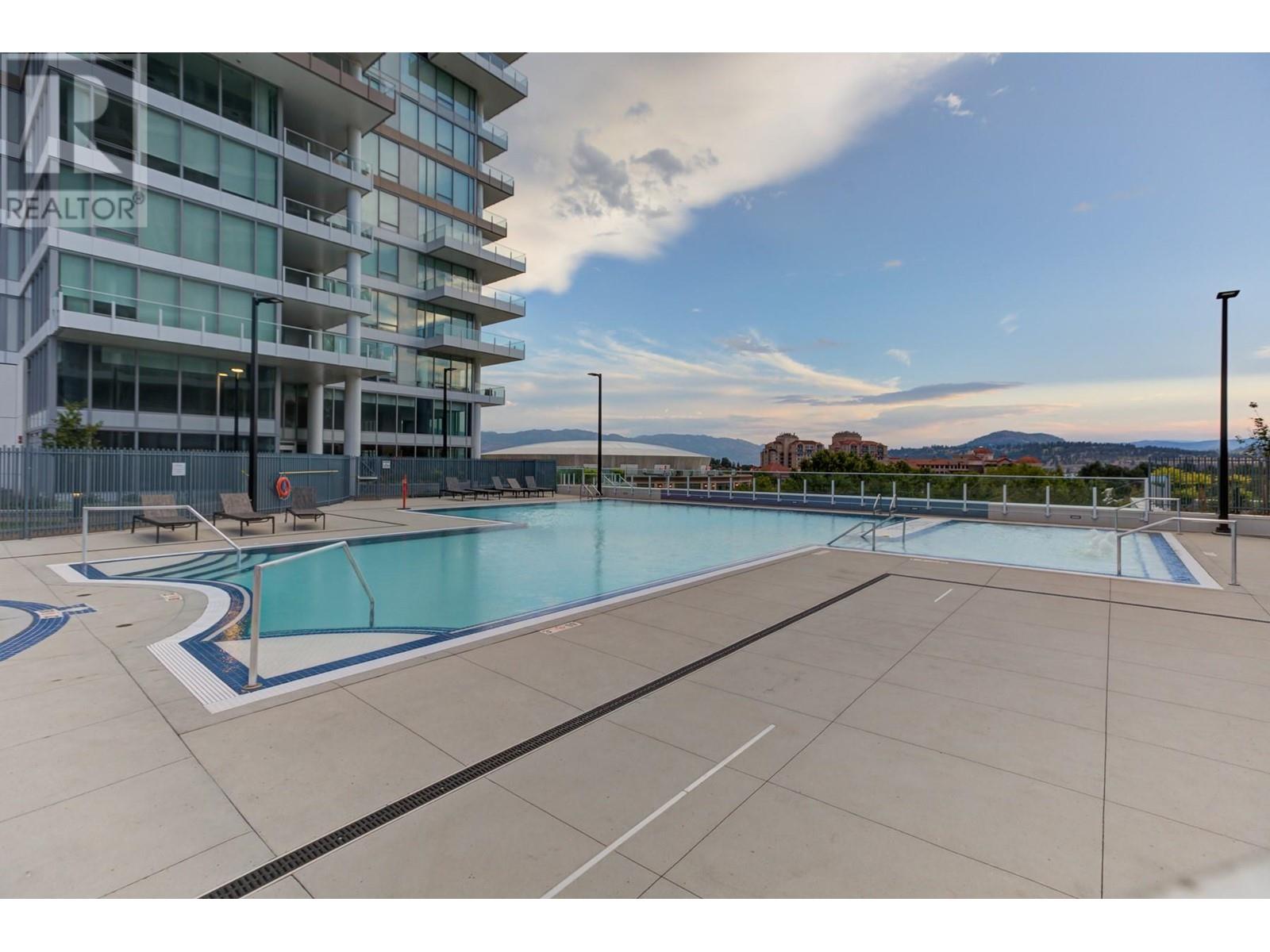 1102 1191 Sunset Drive, Kelowna