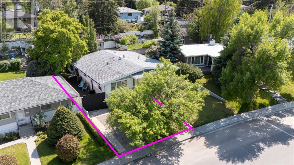 Single Family House Bungalow for Sale in  Rosehill Drive NW Rosemont Calgary 