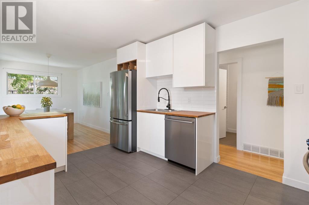 Single Family House Bungalow for Sale in  Rosehill Drive NW Rosemont Calgary 