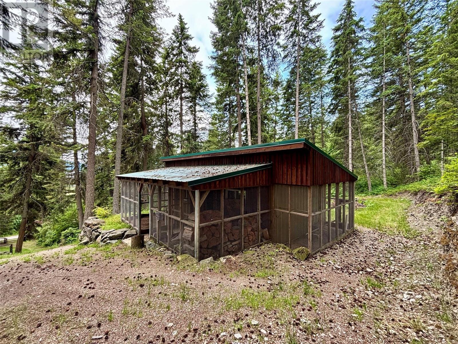 Photo 3 of 3855 Turner Road, Tappen BC