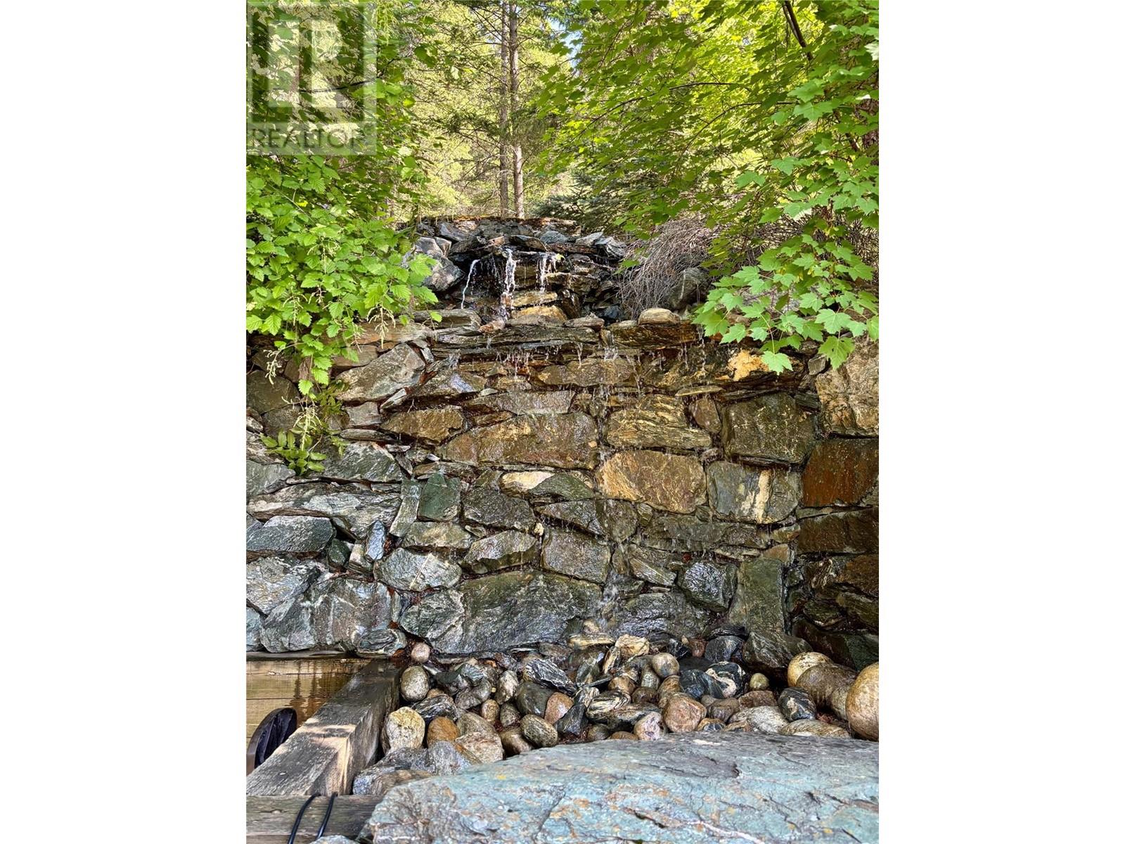 Photo 5 of 3855 Turner Road, Tappen BC