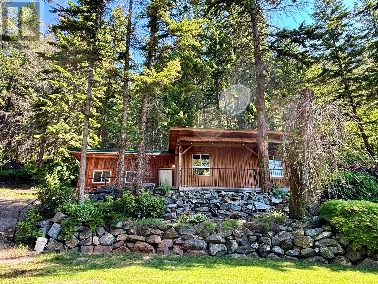 Photo 18 of 3855 Turner Road, Tappen BC