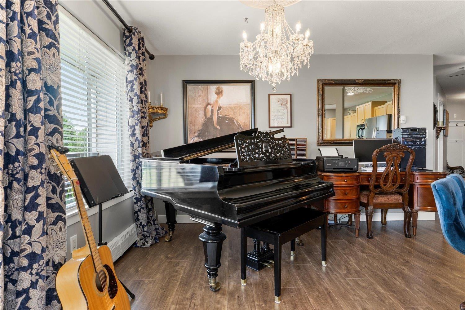 Photo 10 of 316 32725 George Ferguson Way, Abbotsford BC